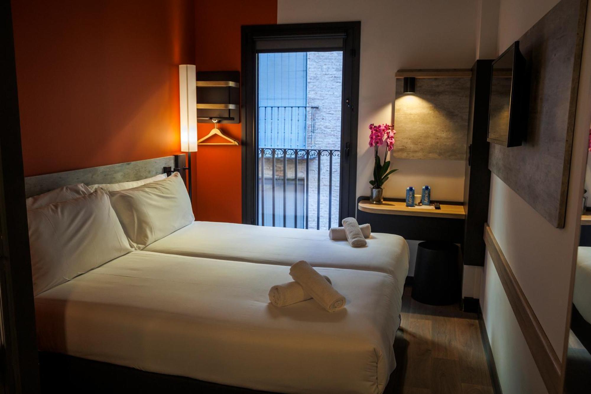 Ibis Budget Logrono Centro エクステリア 写真
