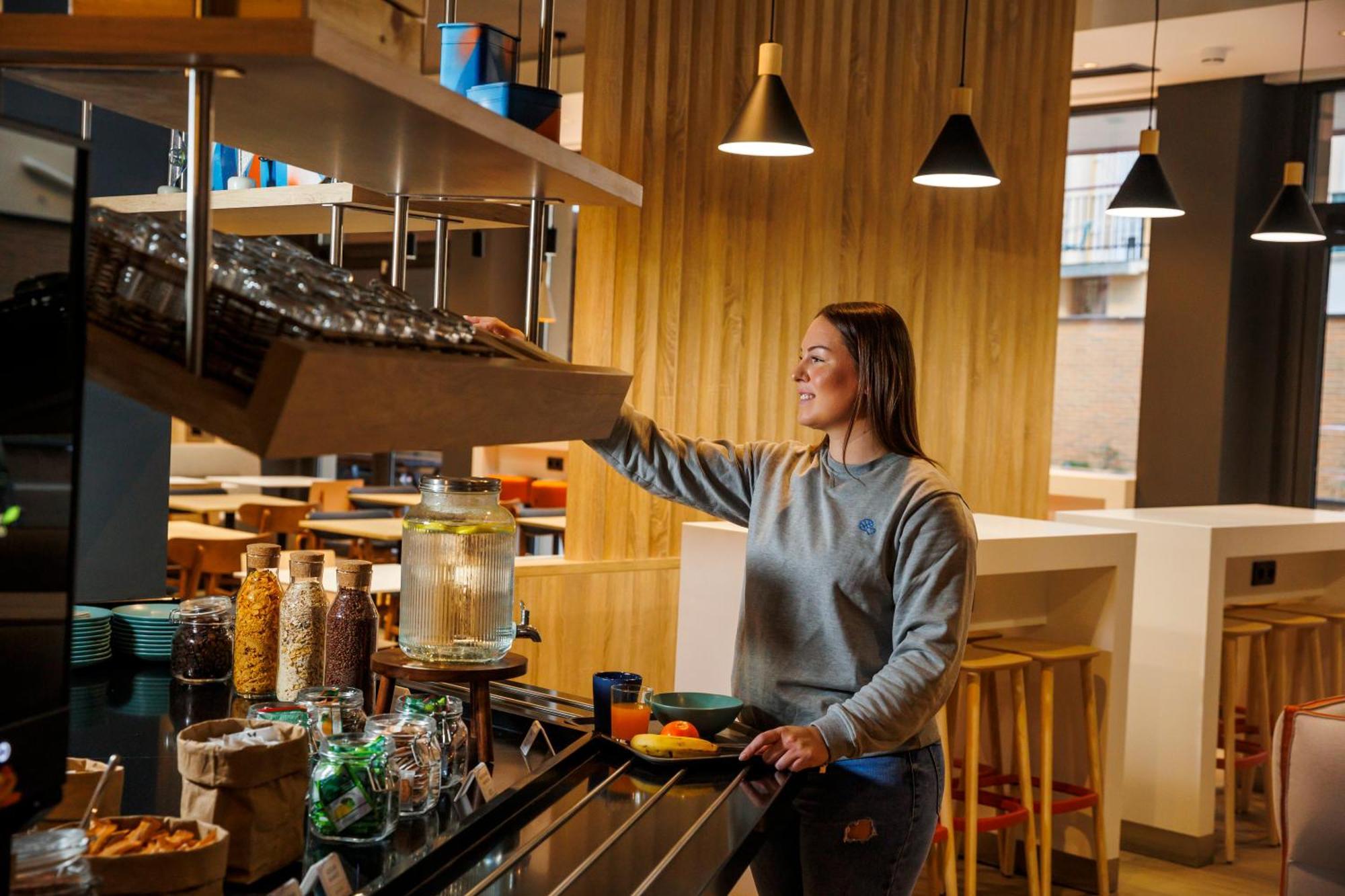 Ibis Budget Logrono Centro エクステリア 写真