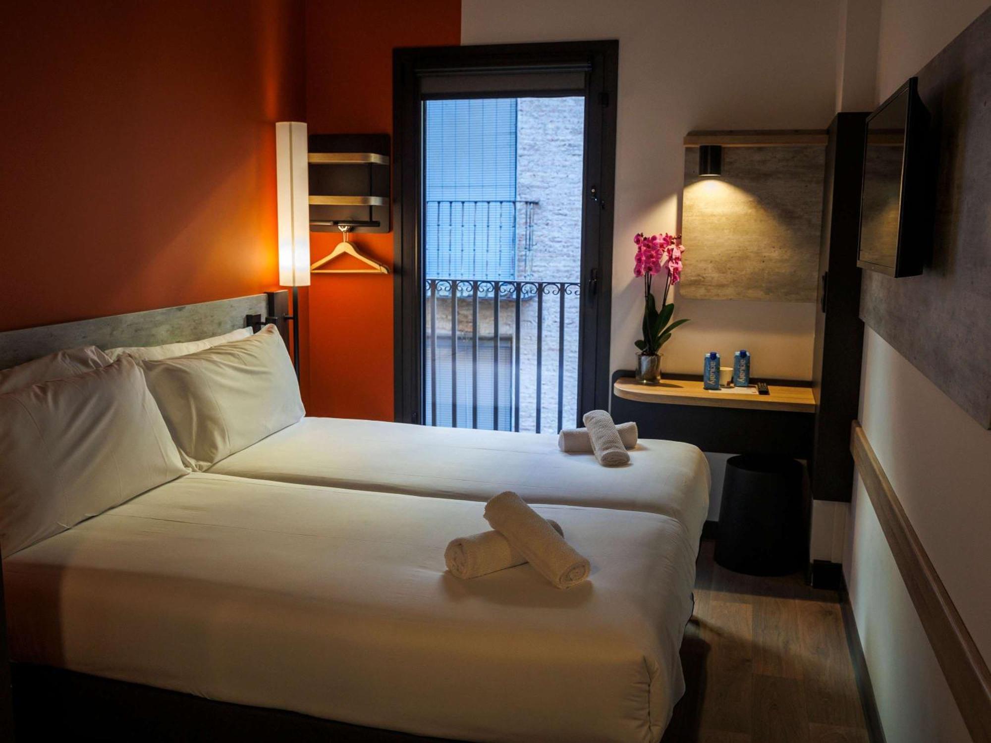 Ibis Budget Logrono Centro エクステリア 写真